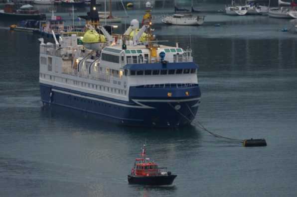 22 April 2022 - 20-09-17

-----------------------
Cruise ship Ocean Nova departs Dartmouth